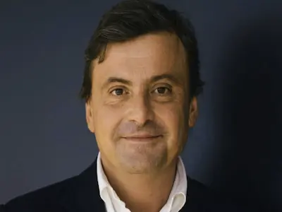 Carlo Calenda raccomanda SovrìaPro
